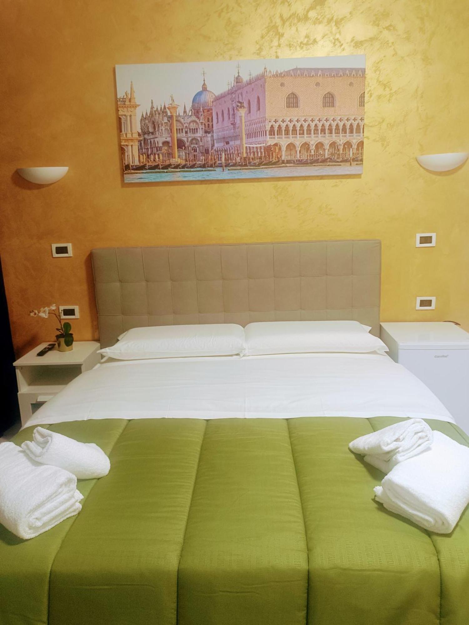 Apartments Местре Экстерьер фото
